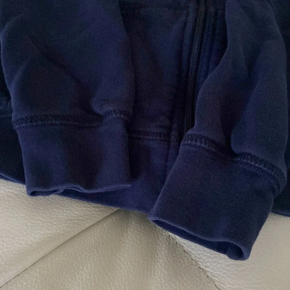 Hanna Andersson hoodie size 110/5 - Picture 4 of 6